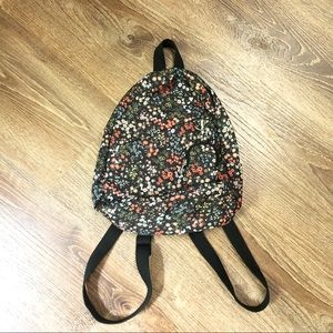 FLORAL BACKPACK PURSE